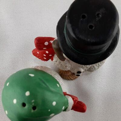 Ceramic Snowman Salt and Pepper