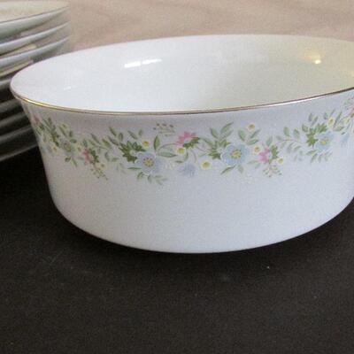 Lot 98- Johann Haviland Forever Spring China Set