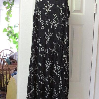 Lot 110- Caite Dress