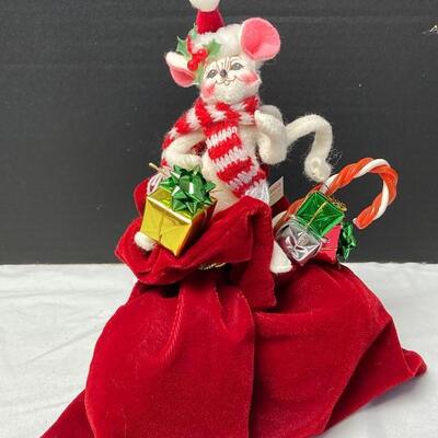 Lot #149 AnnaLee Elf , Mouse and Snowman Decor 