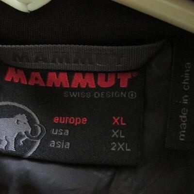 Lot 116- Mammut Vest