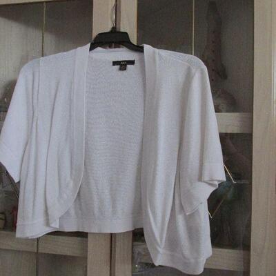 Lot 118- R&K Sweater Top