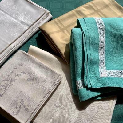 LOT 186  GROUP OF BANQUET SIZE TABLE CLOTHS