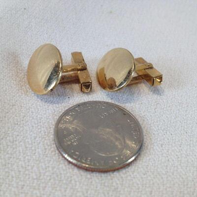 Simple Gold Cuff Links