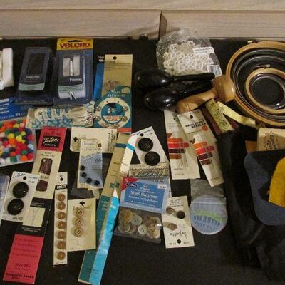 Lot 135- Sewing Lot