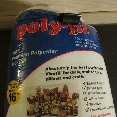 Lot 139- Polyfil Package