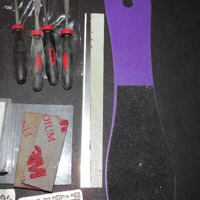 Lot 148- Collection of Art Crafting Tools