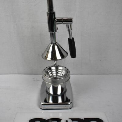 Metal Juicer, Manual. Small Scratches. Very Clean