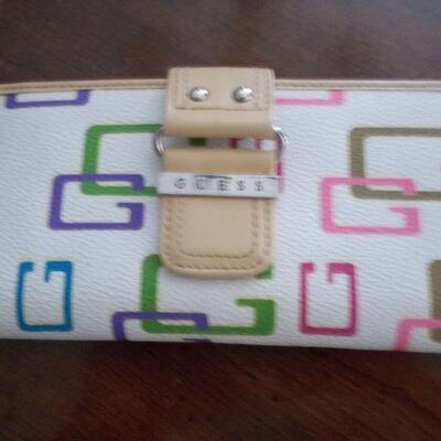 Women's Guess Wallet