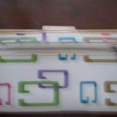 Women's Guess Wallet