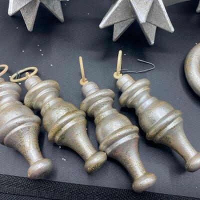 Silver Pointy Stars and Wood Ornaments