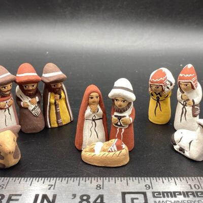 Handcrafted in Peru 10 Piece Nativity Scene