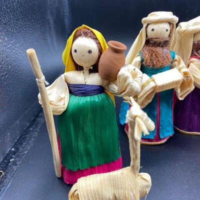 Corn Husk Nativity Scene