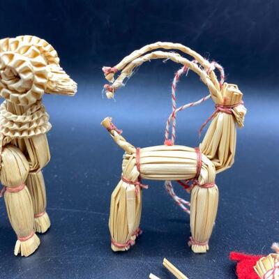 Set of 4 Straw Weave Animal Ornaments
