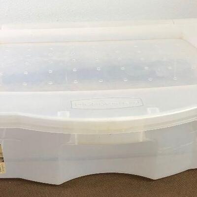 #171 Rubbermaid 10 Gallon under the bed box