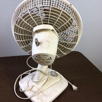 #254 Garage Fan OSILATING 