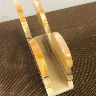 #318 Alabaster Holder 