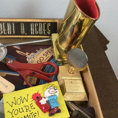 #319 Office and Desk Items 