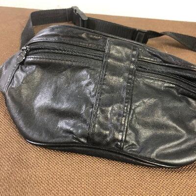 #323 Vintage Black Leather Fanny Pack 