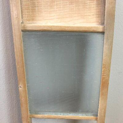 #341 Vintage Wash Board GLASS 