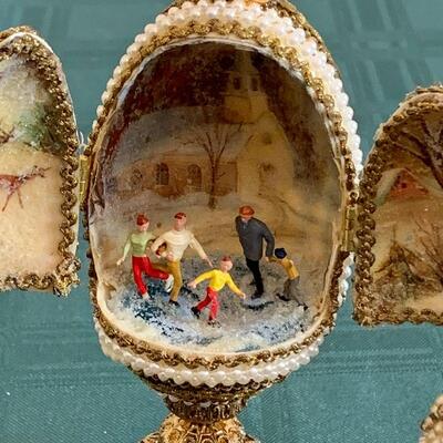 LOT 240  COLLECTION OF VINTAGE HANDMADE PANORAMIC EGG CRAFTS EMBELLISHED 