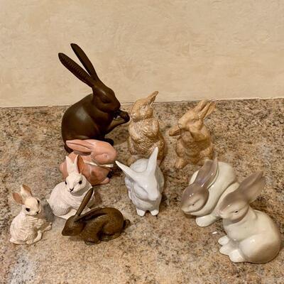 LOT 264 GROUP LOT OF BUNNIES