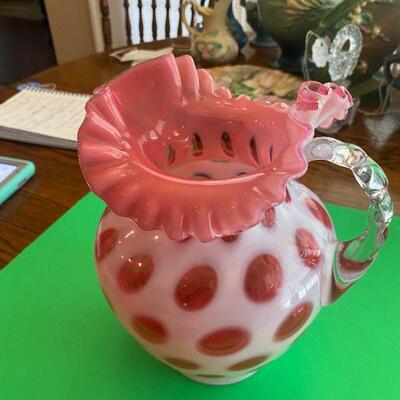 Fenton Coin Dot white/cranberry Pitcher