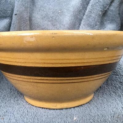 Antique 10” Banded Yellow Ware Bowl and 9” Bun Cake Mold