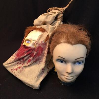 Spooky lot of 2 life-size Halloween heads mannequin + zombie staring eyes.