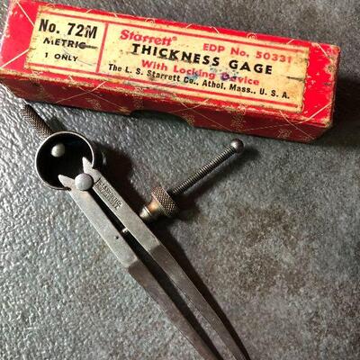 142: Vintage Starrett Thickness Gage & Divider