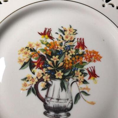 11: Vintage Lenox Collectors PLates