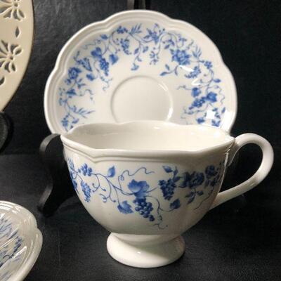 12: Vintage Lenox Lot