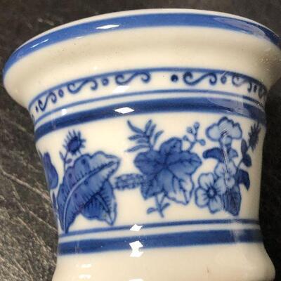 14: Vintage Blue Decor Lot