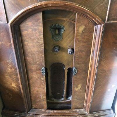37: Vintage  Kolster Radio Cabinet