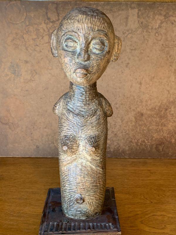 LOT 260 AFRICAN WOOD CARVING WOMANS TORSO | EstateSales.org
