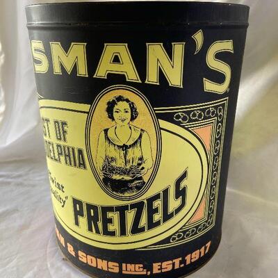 83: Vintage Reisman Pretzel Tin