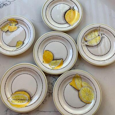 LOT 330 GIEN FRANCE 12 DESSERT PLATES CITRUS PATTERN 