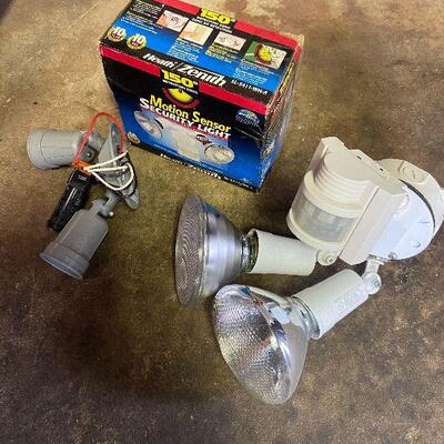 103: Lot of Motion and Spot Light