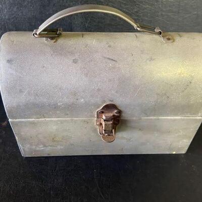 105: Vintage  Lunch Pail