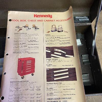 117: Vintage Kennedy Tool Box