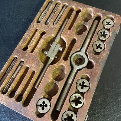 121: Vintage  Tap and Die Set
