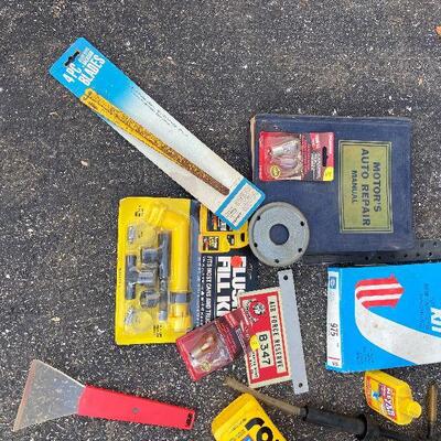 178: Vintage Auto Accessories