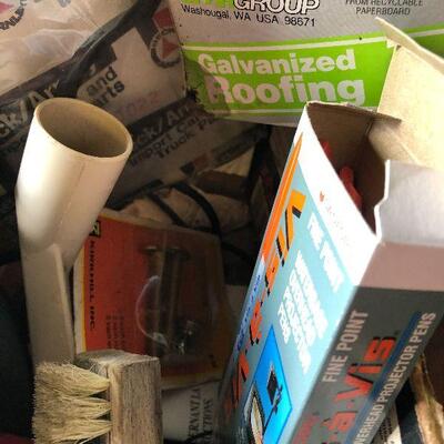 180: Vintage Mixed Garage Lot