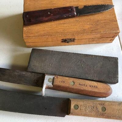 195: Vintage Collection of Knives with Sharpeners