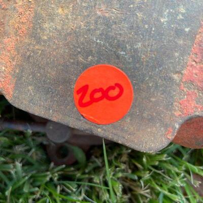 200: Vintage Unmarked Table Vice