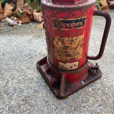 209: Vintage Large JackHawk D-87 12 Ton Capacity