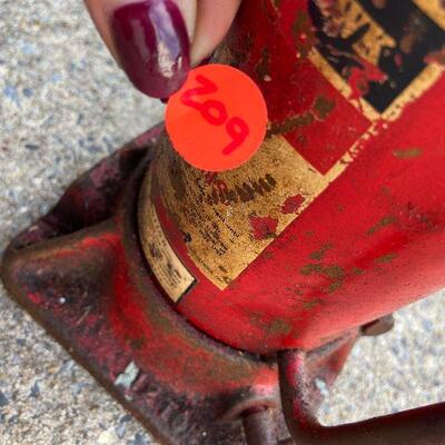 209: Vintage Large JackHawk D-87 12 Ton Capacity