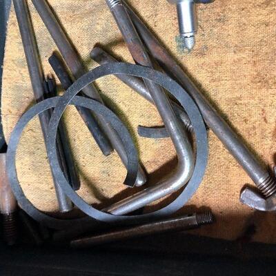 220: Vintage Starrett Cylinder & Bore Gage