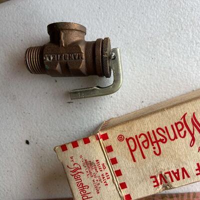 225: Vintage Caldwell #25 Extention Type Valve