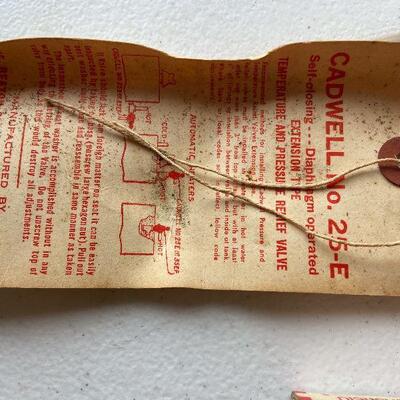 225: Vintage Caldwell #25 Extention Type Valve